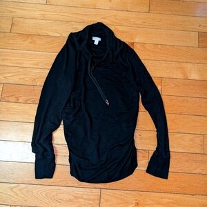 Black pull over sweatshirt